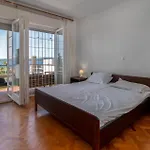 Appartement 1 Bedroom Awesome In *