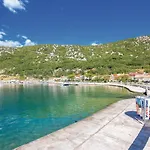 Appartement 1 Bedroom Awesome In