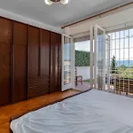 1 Bedroom Awesome In *