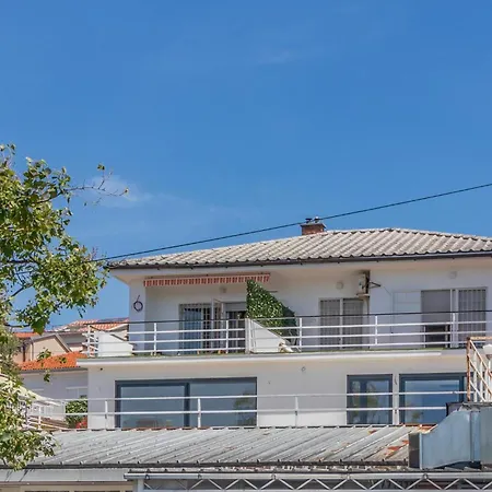 Awesome In With Kitchen * Crikvenica