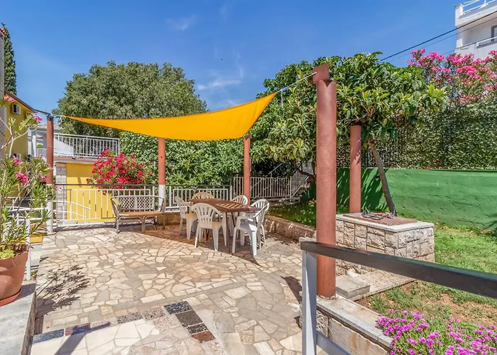 Pet Friendly In * Crikvenica
